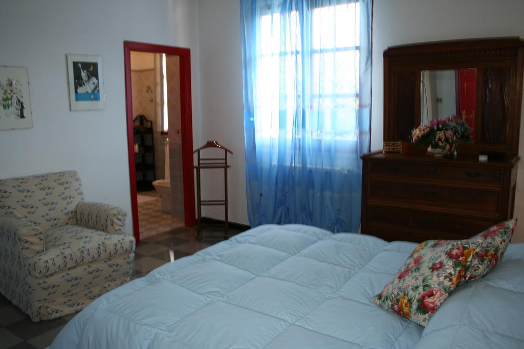 B&B I Mari Torpè 部屋 写真